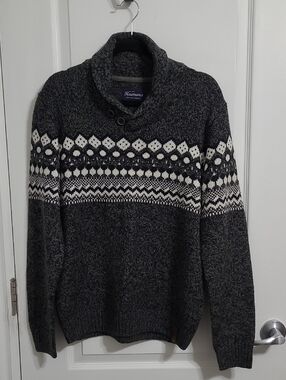 Rumors Men's Dark Grey & White Shawl Collar Fair Isle Knit Sweater Sz Med